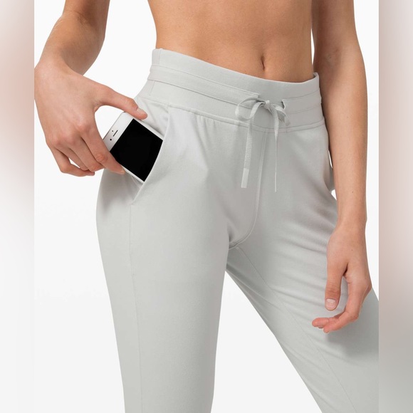 SOLD Lululemon Ready to Rulu Joggers - Picture 3 of 9